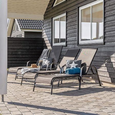 24 Person Holiday Home In Hasselberg 卡珀尔恩 外观 照片