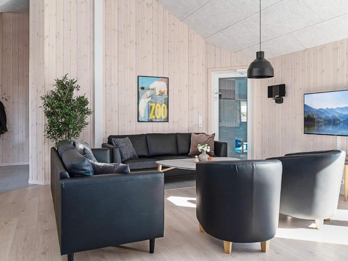 24 Person Holiday Home In Hasselberg 卡珀尔恩 外观 照片